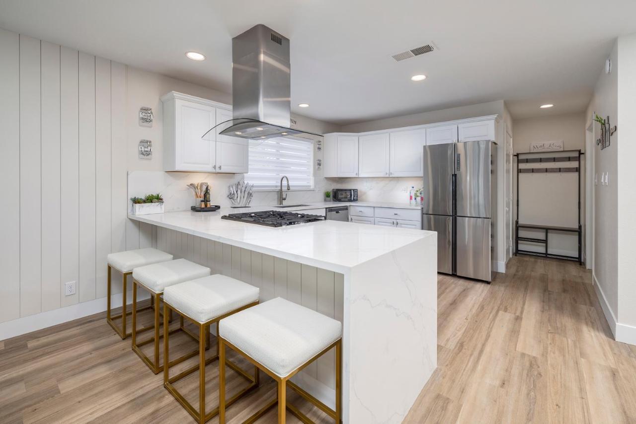 Single Story Minutes From Summerlin With Rv Parking & Dog Friendly Лас-Вегас Экстерьер фото
